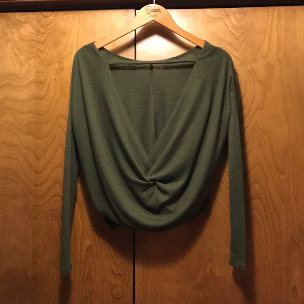 Lulus Knot Back Top ✨